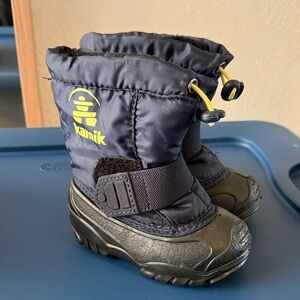 Kamik toddler Blue and Black Snow Boots